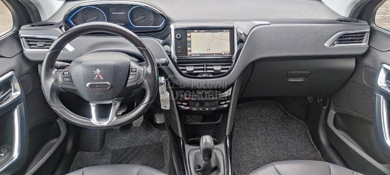 Peugeot 2008 1.2 ALLURE
