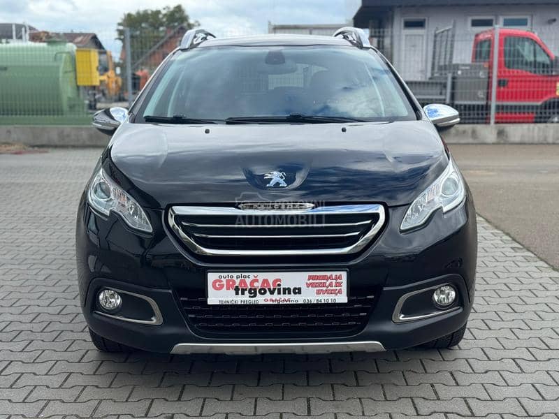 Peugeot 2008 1.2 ALLURE