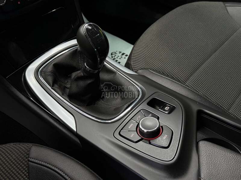 Opel Insignia 2.0CDTI/0rg.Kilomet.