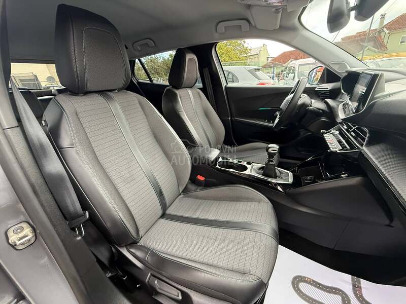 Peugeot 2008 1.5 HDI Allure