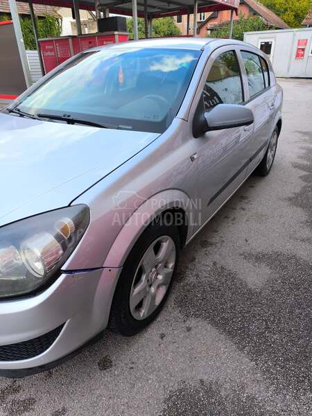 Opel Astra H 