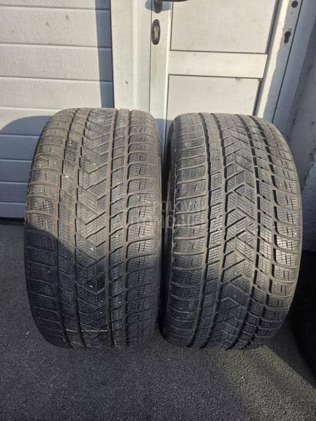 Pirelli 295/40 R20 Zimska