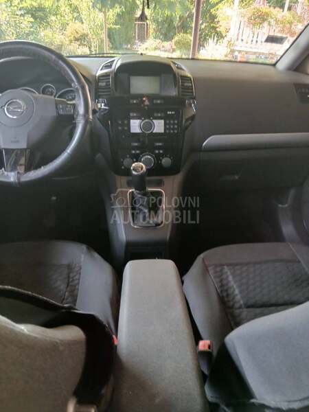 Opel Zafira 