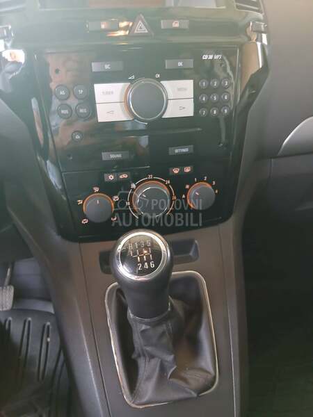 Opel Zafira 