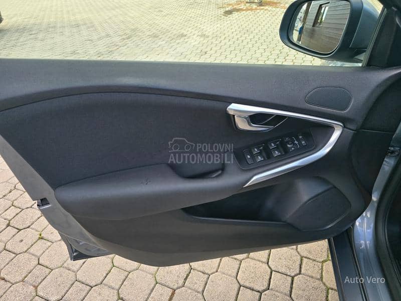 Volvo V40 2.0 D