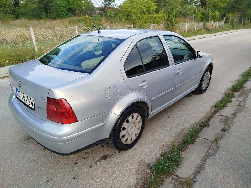 Volkswagen Bora 1.6