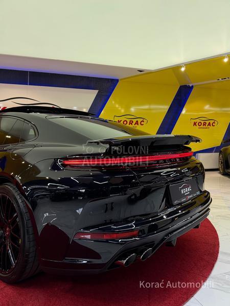 Porsche Panamera Turbo E-hybrid NP229