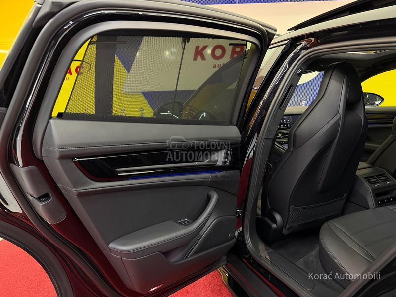 Porsche Panamera Turbo E-hybrid NP229