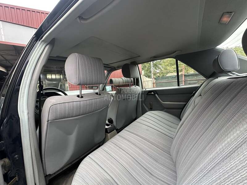 Mercedes Benz W124 160hilj Fabrika