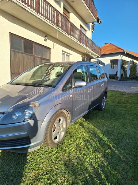 Opel Zafira 