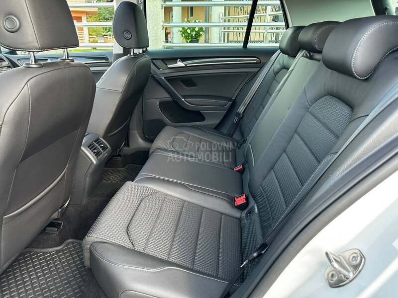 Volkswagen Golf 7 1.6TDI DSG/LED/PANO
