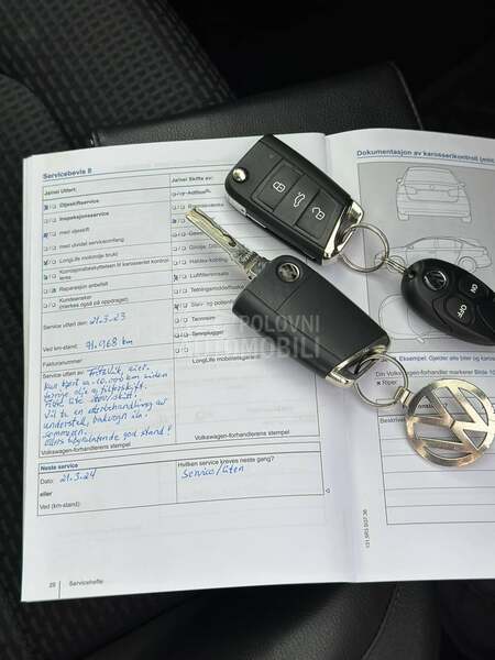 Volkswagen Golf 7 1.6TDI DSG/LED/PANO