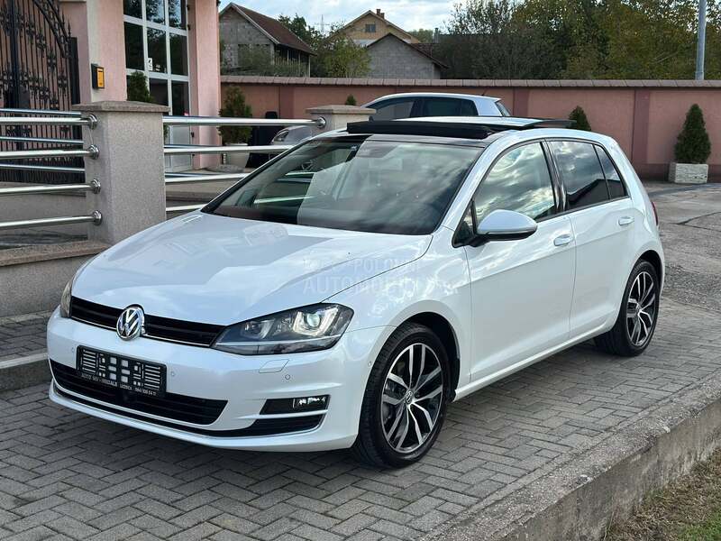 Volkswagen Golf 7 1.6TDI DSG/LED/PANO