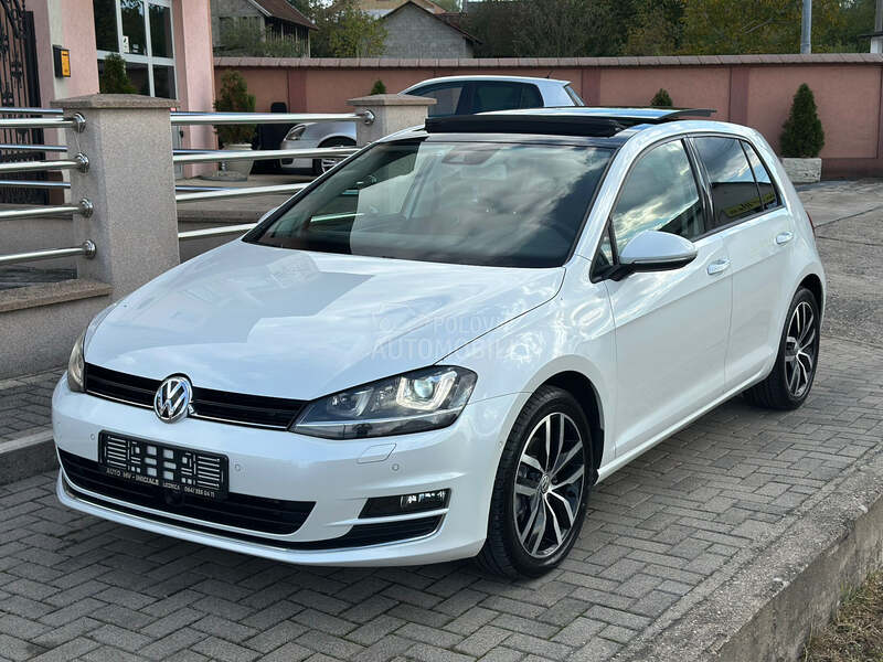 Volkswagen Golf 7 1.6TDI DSG/LED/PANO