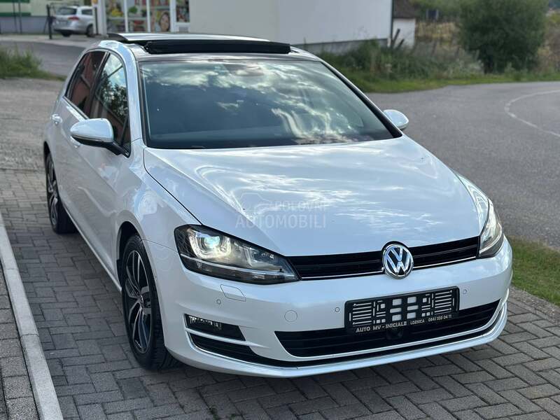 Volkswagen Golf 7 1.6TDI DSG/LED/PANO