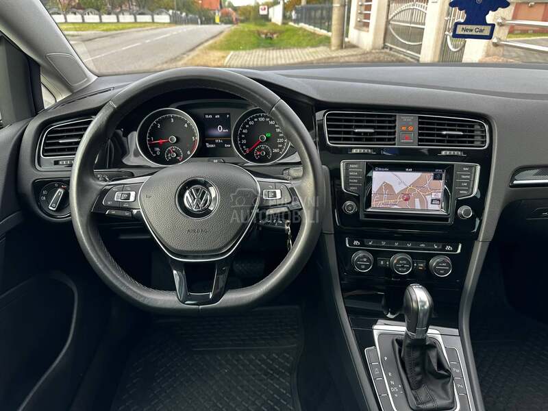 Volkswagen Golf 7 1.6TDI DSG/LED/PANO