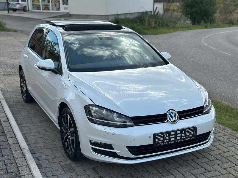Volkswagen Golf 7 1.6TDI DSG/LED/PANO