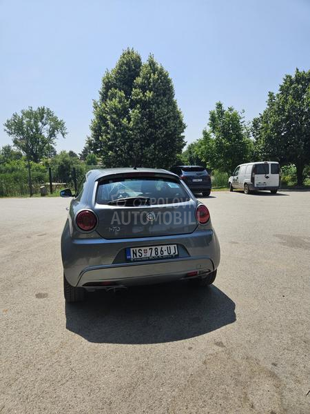 Alfa Romeo MiTo 