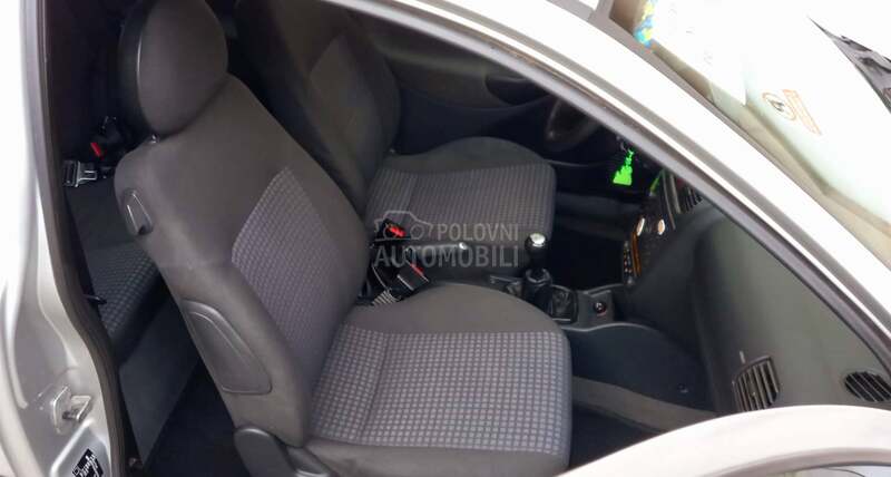 Opel Corsa C 1.2  BESPREKORAN