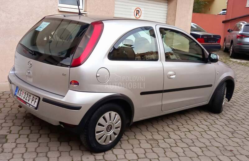 Opel Corsa C 1.2  BESPREKORAN