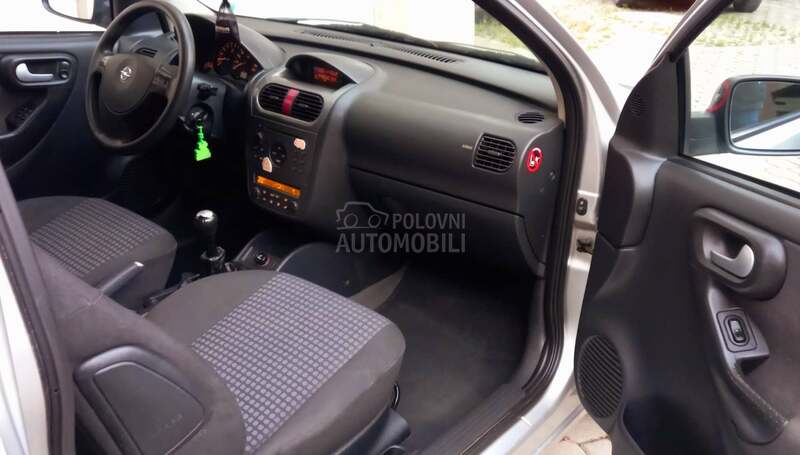 Opel Corsa C 1.2  BESPREKORAN