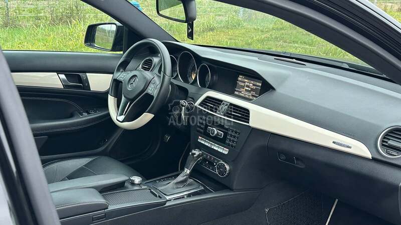 Mercedes Benz C 180 EDITION 1