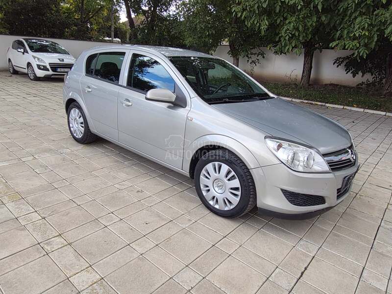 Opel Astra H 1.4 16v