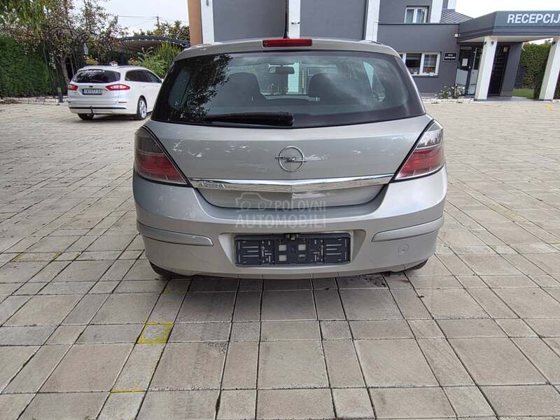 Opel Astra H 1.4 16v