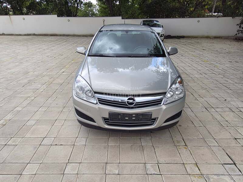 Opel Astra H 1.4 16v