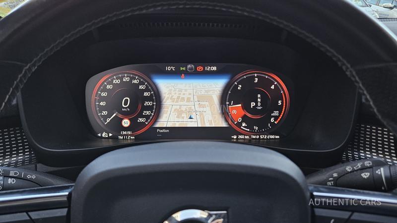 Volvo XC40 R/Pano/360/HK