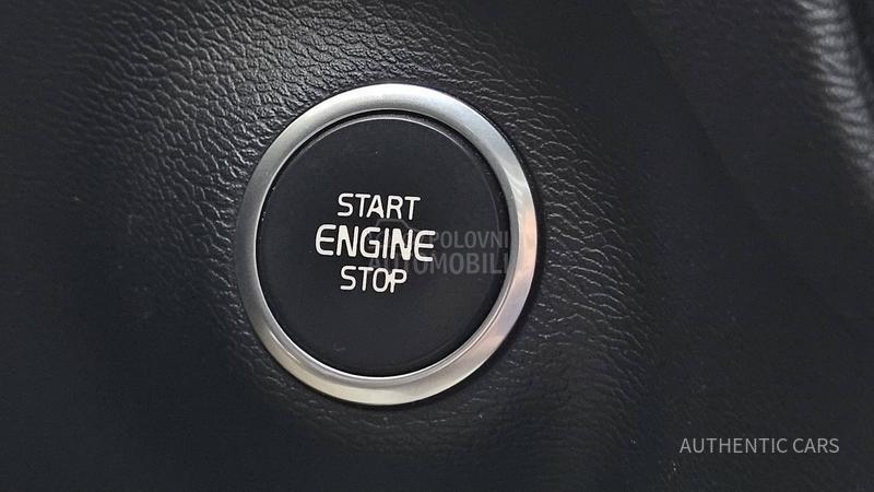 Volvo XC40 R/Pano/360/HK