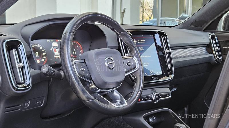 Volvo XC40 R/Pano/360/HK