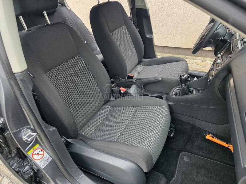 Volkswagen Golf 6 1.6 TDI SERVISN.A