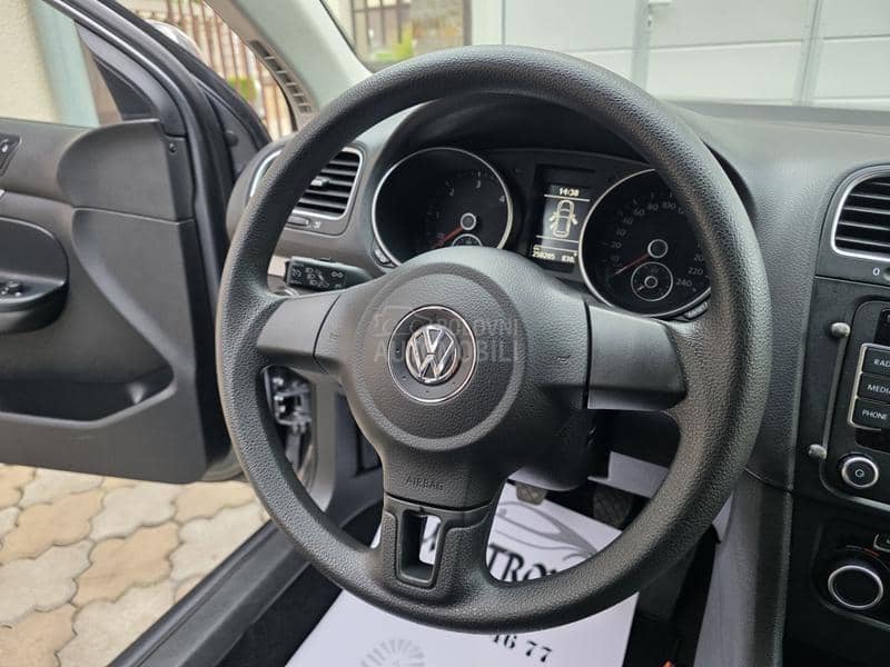 Volkswagen Golf 6 1.6 TDI SERVISN.A