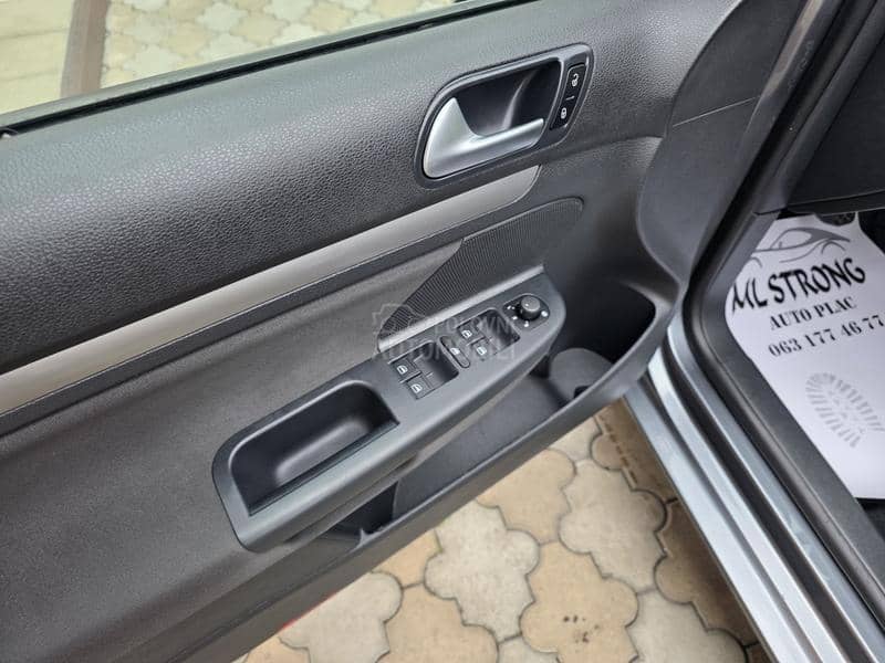 Volkswagen Golf 6 1.6 TDI SERVISN.A