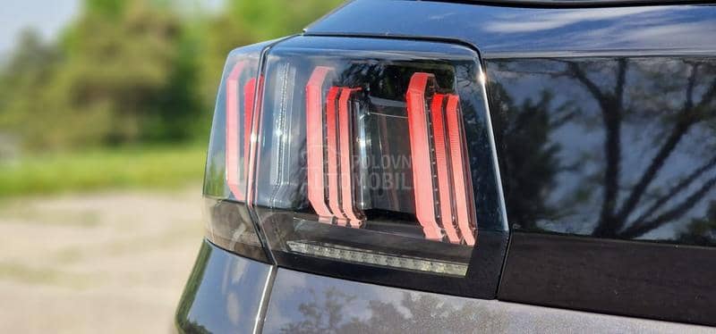 Peugeot 3008 1.6GT//PANO/KOŽA