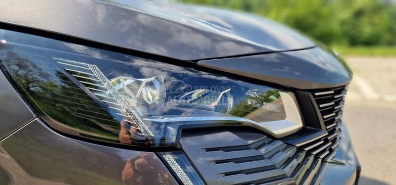 Peugeot 3008 1.6GT//PANO/KOŽA