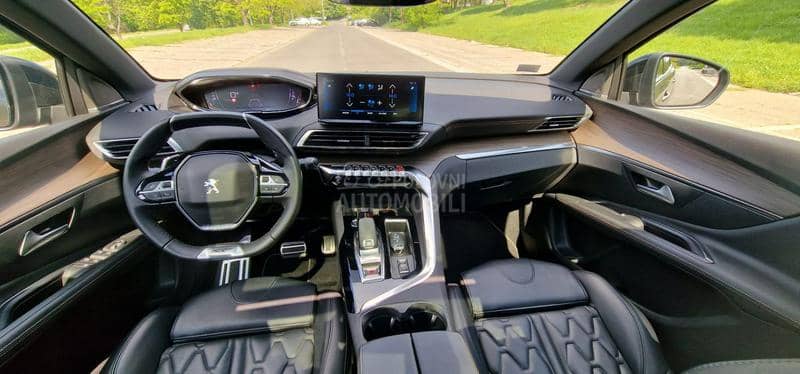 Peugeot 3008 1.6GT//PANO/KOŽA