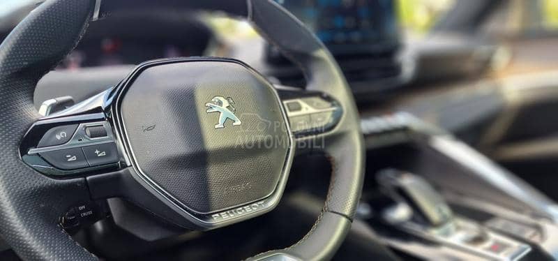 Peugeot 3008 1.6GT//PANO/KOŽA