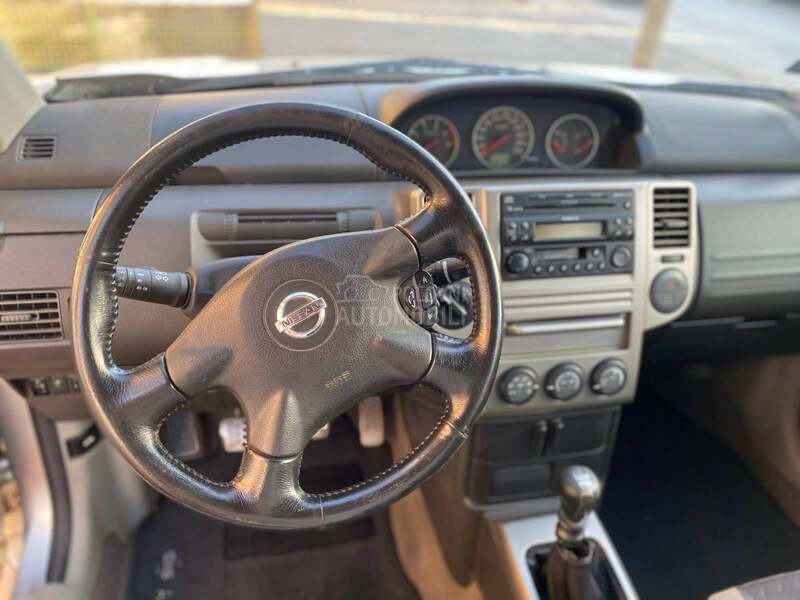 Nissan X-Trail 2.2 DCI