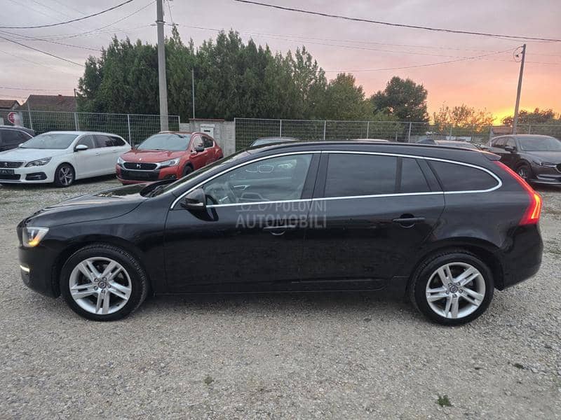 Volvo V60 2.0 D4 OCEAN RACE Volvo V60 2.0 D4 OCEAN RACE