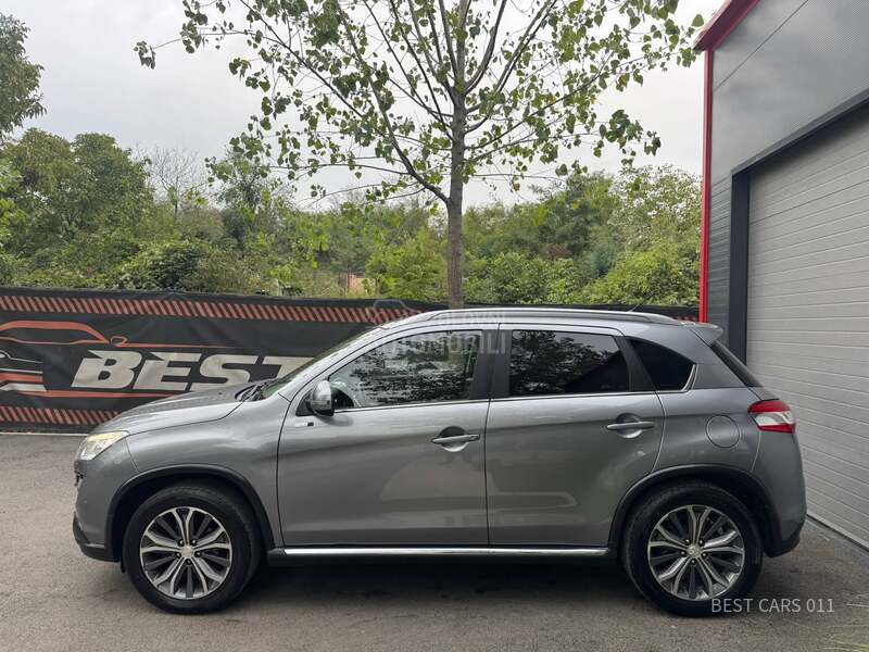 Peugeot 4008 1.6 e-HDI  STAYL 4x4
