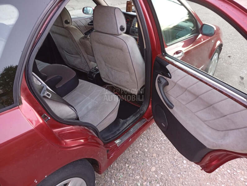 Lancia Lybra 1.9 jtd