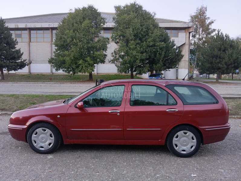 Lancia Lybra 1.9 jtd