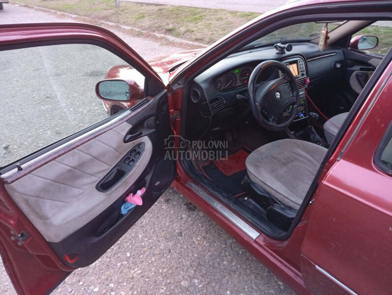 Lancia Lybra 1.9 jtd