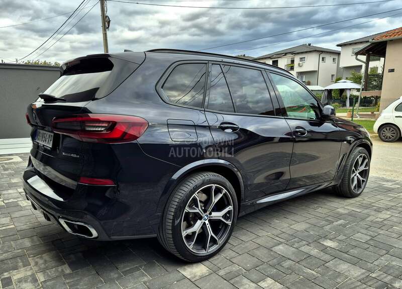 BMW X5 45e plug-in