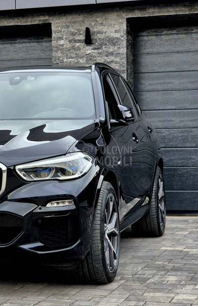 BMW X5 45e plug-in