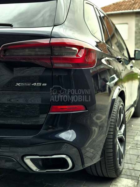 BMW X5 45e plug-in