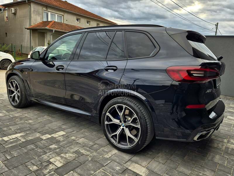 BMW X5 45e plug-in
