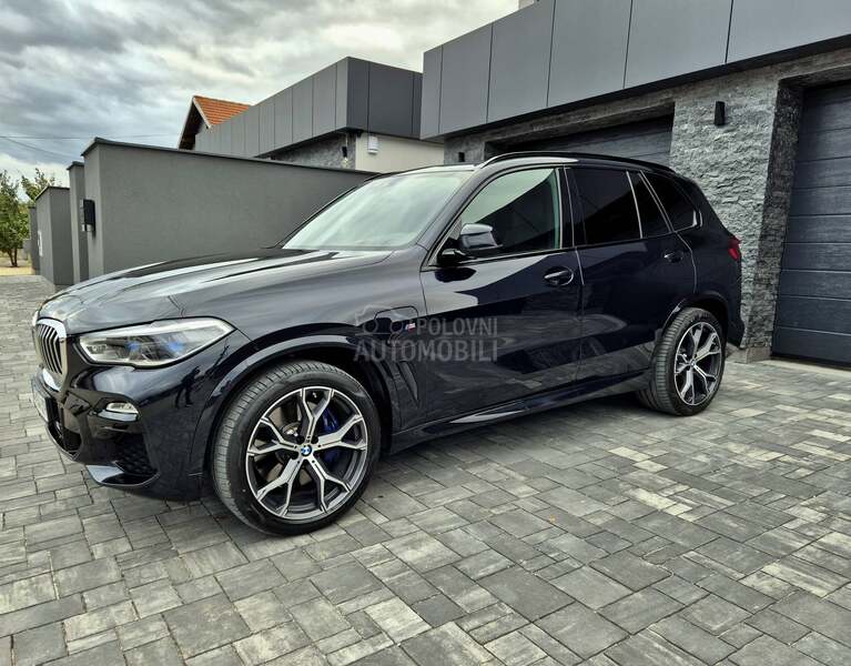 BMW X5 45e plug-in